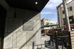 Terrace/patio - Shilla E Stay Motel (Yeosu)