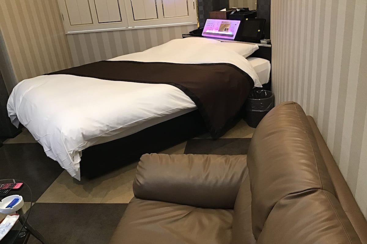 Standard Double Room, Smoking
