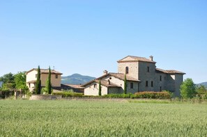 Front of property - Ca' Matra (San Giustino)