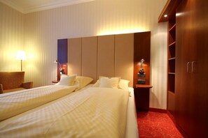 Double Room | In-room safe, blackout drapes, free WiFi, bed sheets - Hotel Hanken (Wangerooge)