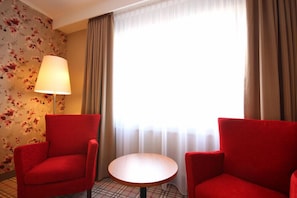 Comfort Double Room | In-room safe, blackout drapes, free WiFi, bed sheets - Hotel Hanken (Wangerooge)