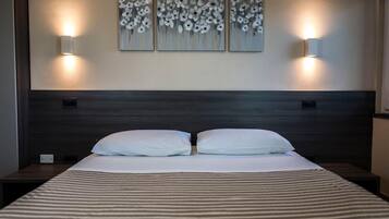 Desk, free WiFi, bed sheets, wheelchair access