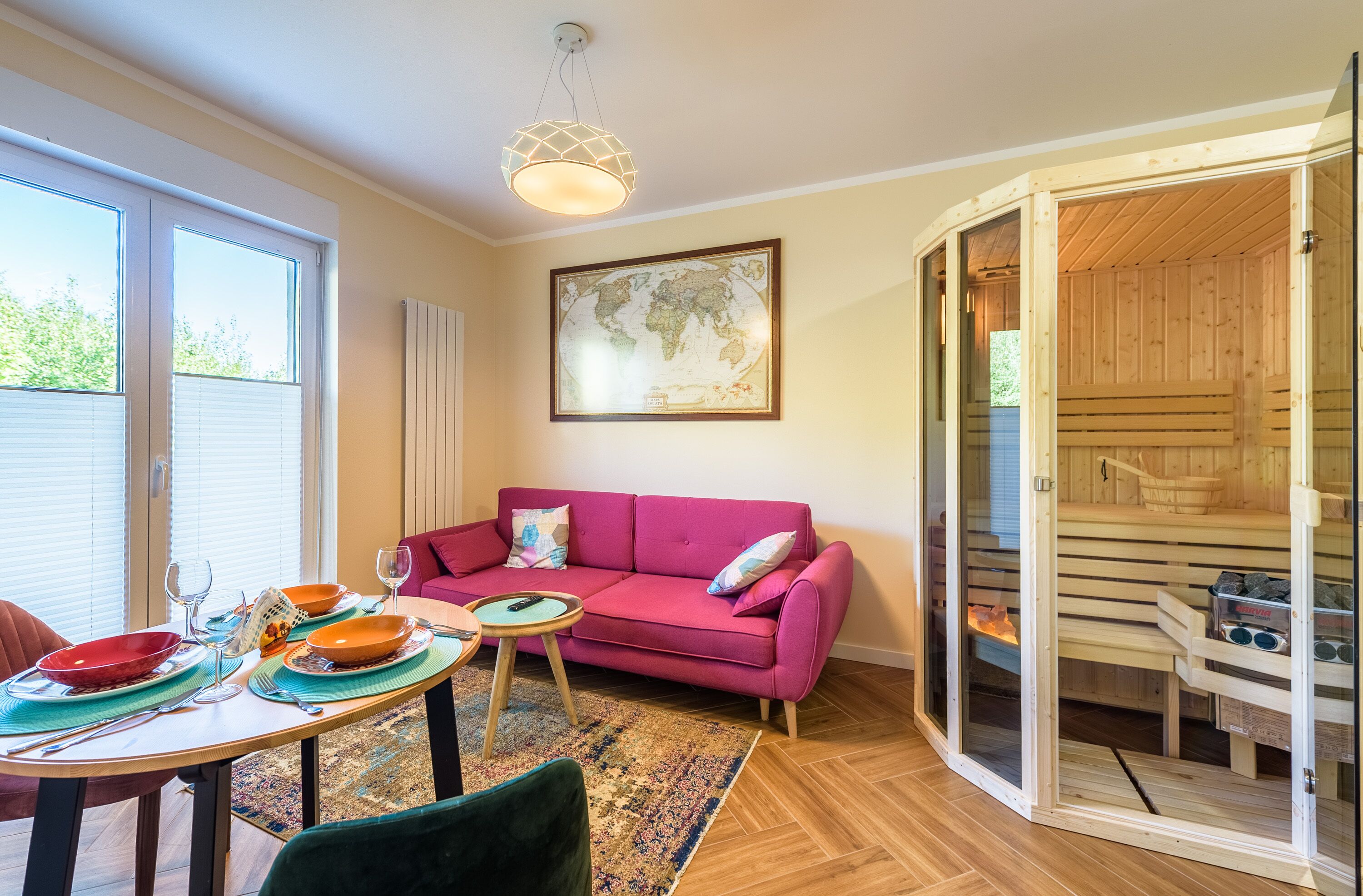 Apartamento | Sala de estar | Una televisión de pantalla plana