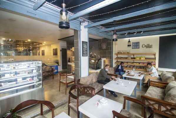 Coffee shop