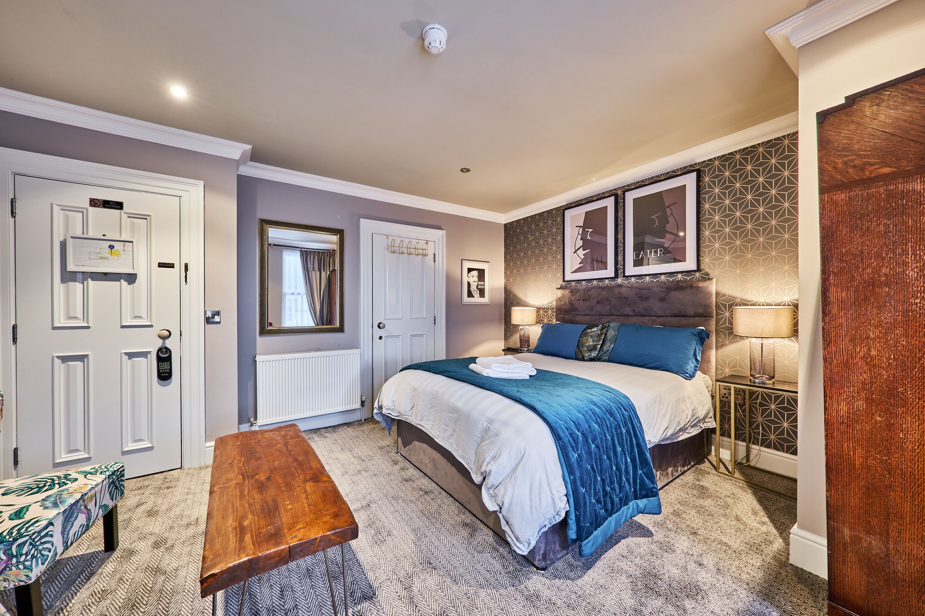 Individually decorated, soundproofing, free WiFi, bed sheets