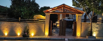 Orange Garden Apartment Kala Nera