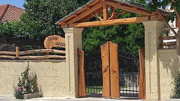 Enceinte de lâhĂ©bergement