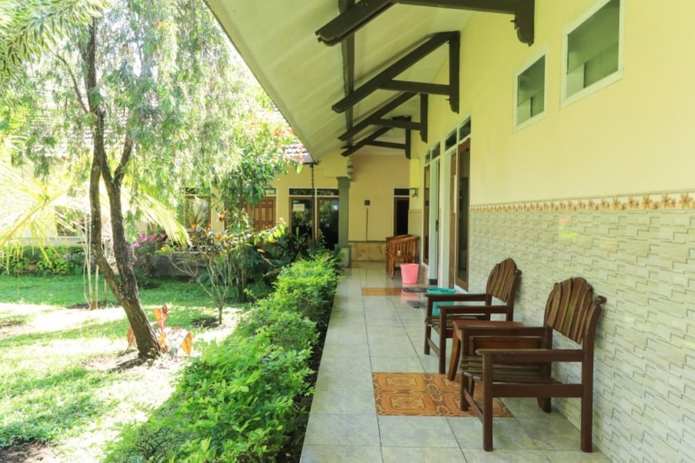 Villa Bunga Imam Bonjol Batu