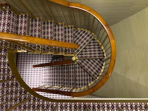 Classic Duplex | Egyptian cotton sheets, premium bedding, minibar, in-room safe