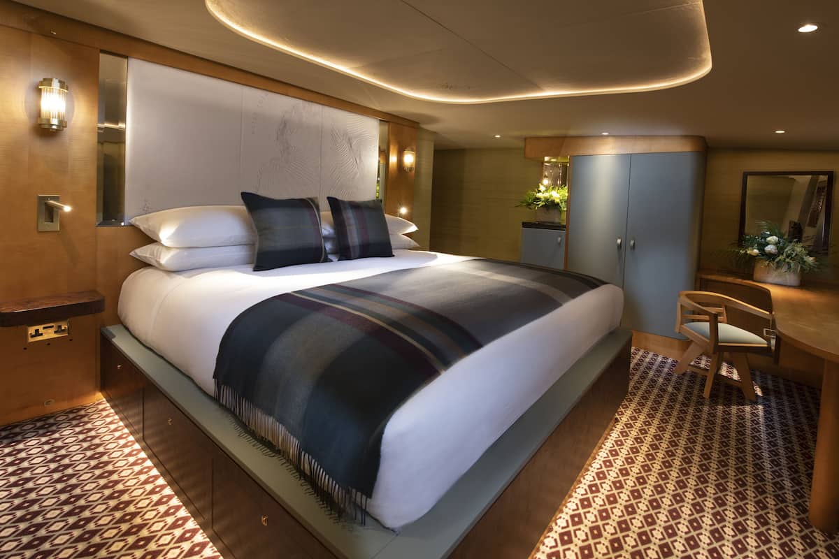 classic cabin | 1 bedroom, egyptian cotton sheets, premium bedding, minibar