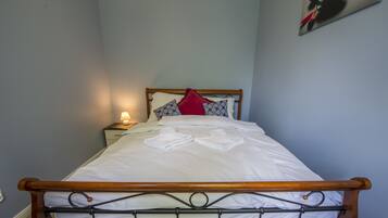 Family Apartment | 1 bedroom, iron/ironing board