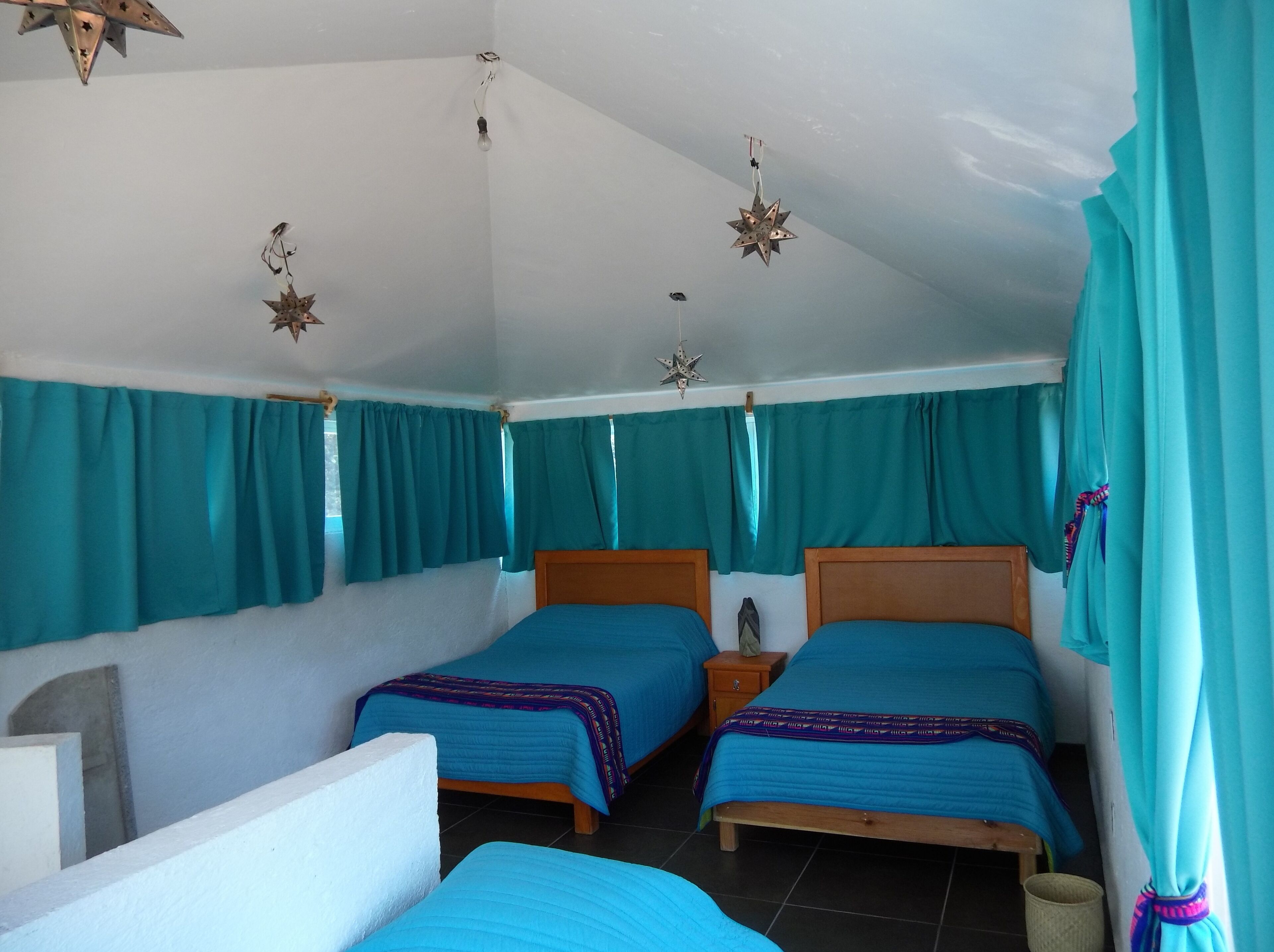 5 Schlafzimmer, schallisolierte Zimmer, Bügeleisen/Bügelbrett, WLAN