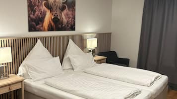 Doppia Comfort | Una scrivania, insonorizzazione, Wi-Fi gratuito, lenzuola