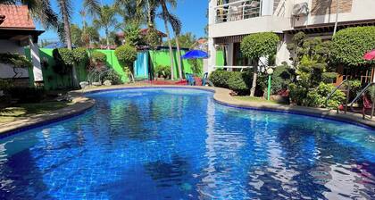 Sir Nico Guesthouse and Resort