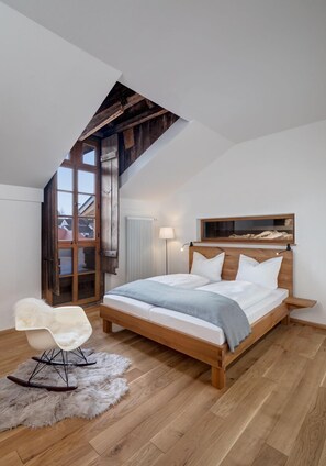 Comfort Double Room | Hypo-allergenic bedding, individually decorated, individually furnished - Hotel Röhrl (Sinzing)