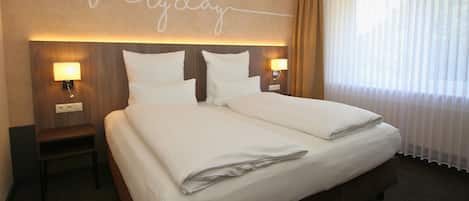 Chambre Double Confort, 1 chambre, non-fumeurs | Bureau, Wi-Fi gratuit, draps fournis
