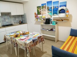 Colazione a buffet inclusa, servita tutte le mattine 