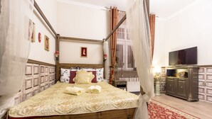 Studio Suite | Living room | Flat-screen TV - Apartament Scarlet (Kraków)
