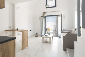 Svit Superior - bubbelpool | Vardagsrum | 40-tums smart-tv med satellitkanaler och tv