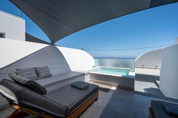 Two-Bedroom Suite with Private Mini Pool - 999° | View from room