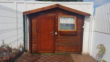 1 habitación, edredón, camas con efecto memoria y minibar