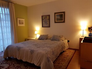 Deluxe Suite, Private Bathroom (Golfo)