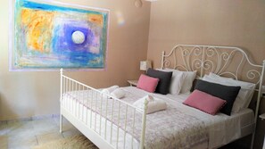 House, 2 Bedrooms