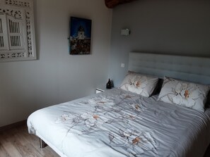 套房, 2 间卧室, 花园景观 | 客房景观