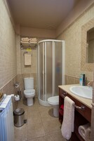 Ducha, cabezal de ducha tipo lluvia, artículos de tocador gratuitos