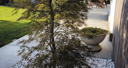 Rauhallisuus, mukavuus ja erinomainen sijainti!