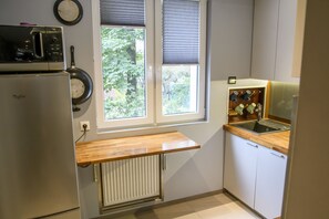 Design Διαμέρισμα | Ιδιωτική κουζίνα | Ψυγείο κανονικού μεγέθους, φούρνος, πλυντήριο πιάτων