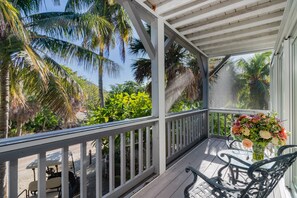 Property grounds - TARPON COVE - Coastal island home on a private island (Captiva)