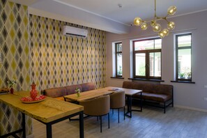 Kawasan tempat duduk lobi