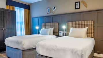 Classic Twin Room | Hypo-allergenic bedding, down duvets, Select Comfort beds, soundproofing