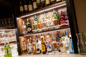 Bar (on property) - The Feathers Hotel (Ludlow)
