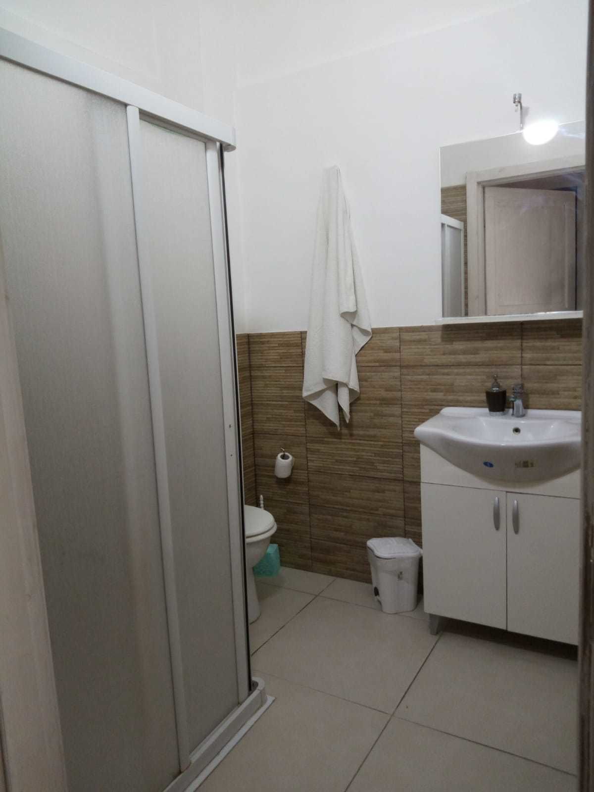 Panoramic Apartment, 1 Bedroom | Bathroom | Combined shower/tub, rainfall showerhead, free toiletries, hair dryer