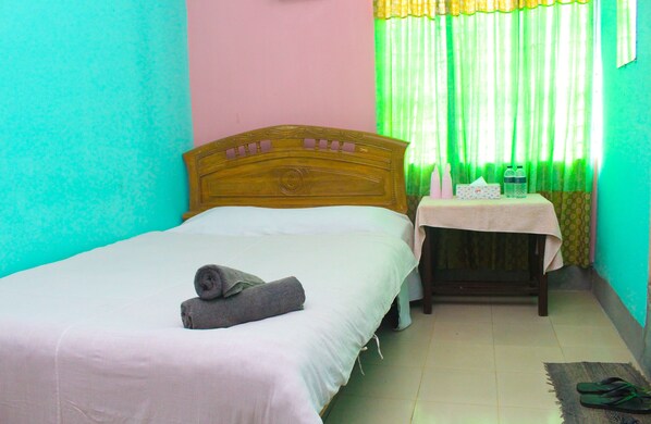 Standard Double Room, Non Smoking, City View