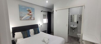 AYZ Frailes - Auto check-in property