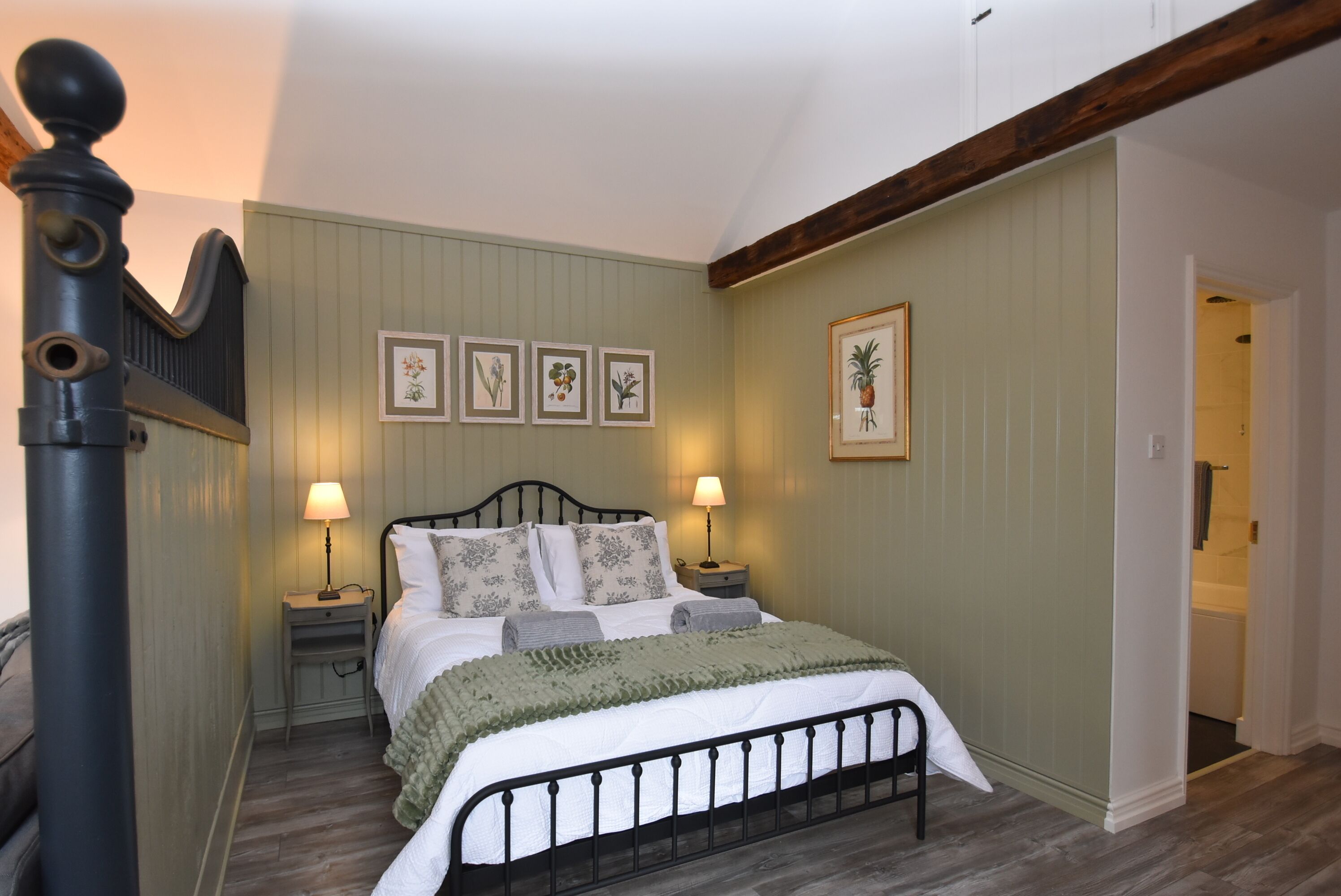 Comfort Cottage, 1 Bedroom | 1 bedroom, individually decorated, individually furnished, desk