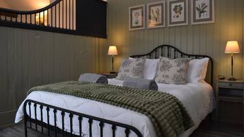 Comfort Cottage, 1 Bedroom | 1 bedroom, individually decorated, individually furnished, desk