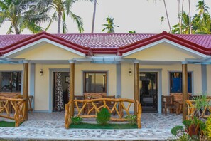 Exterior - Aloha Seaside  Resort (San Juan)