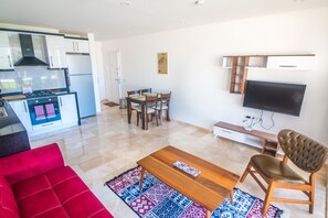 Smart TV y chimenea 