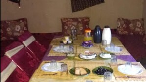 Petit déjeuner complet compris tous les jours