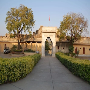 Entrada al alojamiento