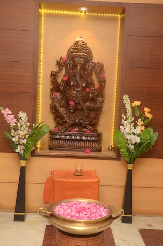 Hotel Kanakabhishegam