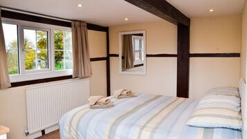 Laptop workspace, free WiFi