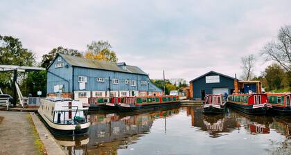 Wrenbury Mill Marina Apartments