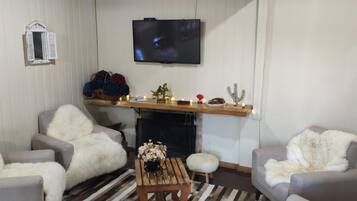 32-Zoll-Smart-TV mit Digitalempfang, Fernseher, Netflix