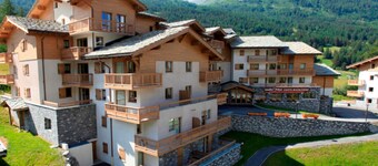 Spacious apartment for 6, south balcony, parking
