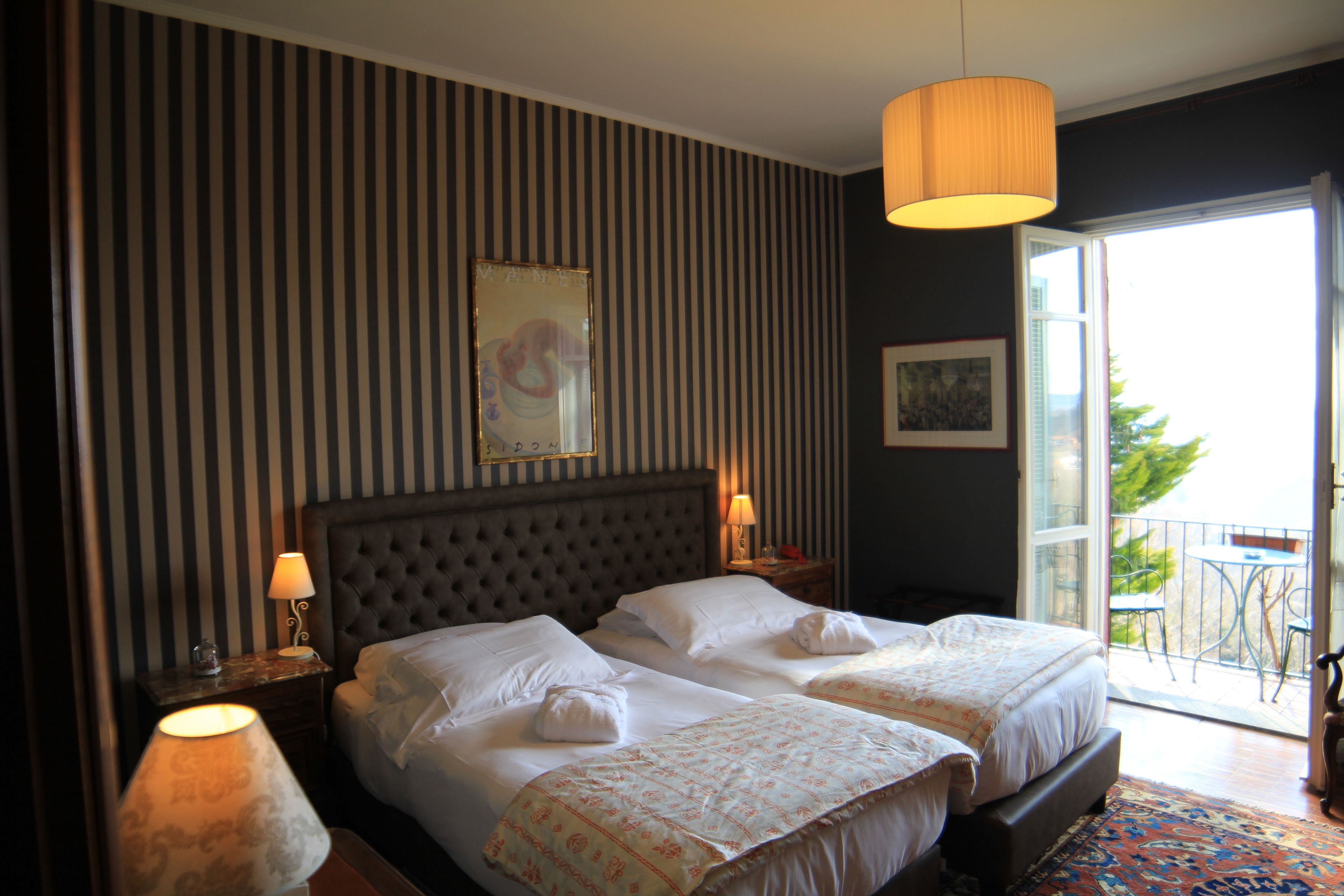 family suite, 2 bedrooms, balcony, valley view | 2 bedrooms, soundproofing, bed sheets